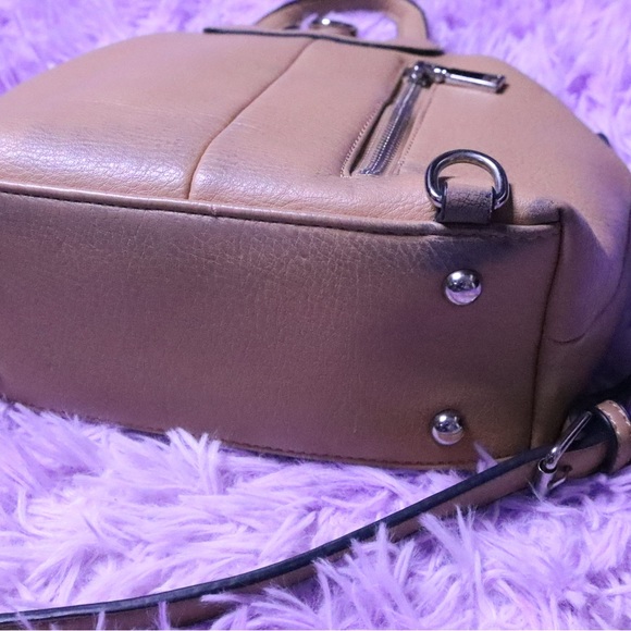 Convertible Purse/Backpack - Picture 3 of 3